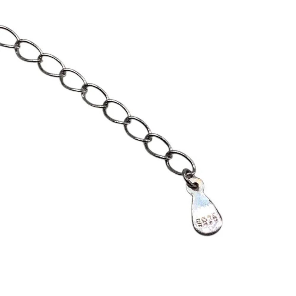 Silver Mountain S925 Sterling Silver 18in  Necklace With Elegant Pendant & Chain
